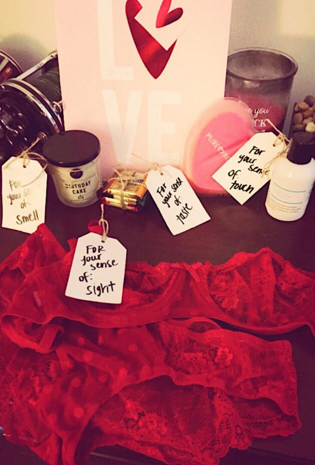 Valentine Gift Ideas For Boyfriends
 Romantic DIY Valentines Day Gifts For Your Boyfriend