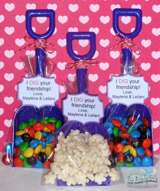 Valentine Gift Ideas For The Office
 Secret Pal fice Friend Gifts for Valentine’s Day