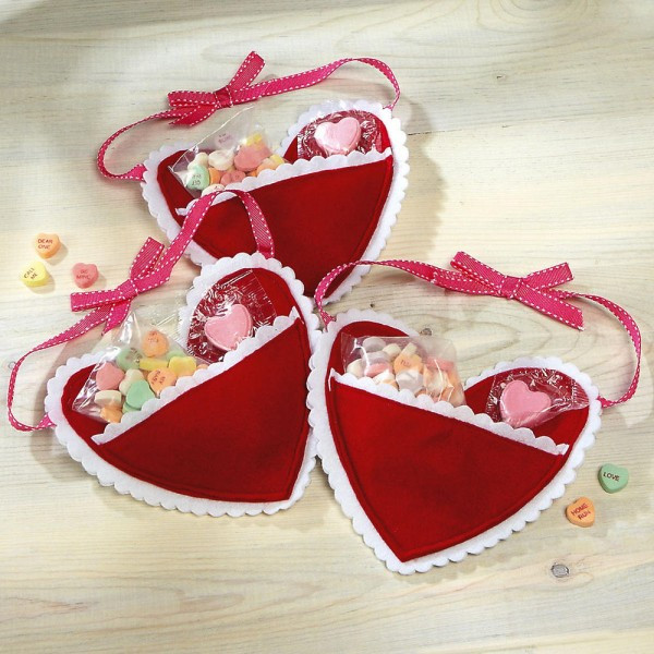Valentine Gift Wrapping Ideas
 5 More Cute Gift Wrapping Ideas for Valentine s Day