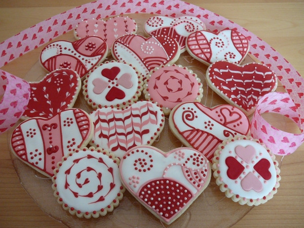 Valentine Sugar Cookies Decorating Ideas
 It s Written on the Wall Let s Learn How to Decorate