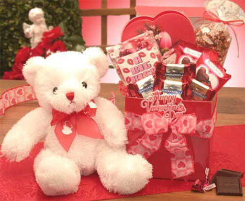 Valentines Gift For Wife Ideas
 15 Valentine s Day Gift Basket Ideas For Husbands Wife