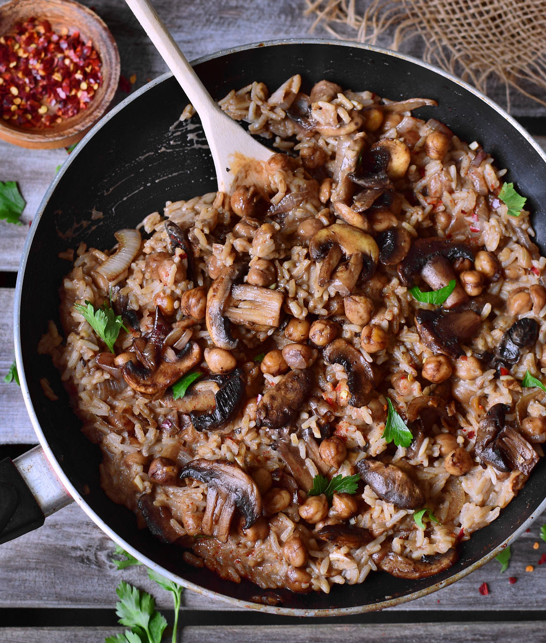 Vegan Risotto Recipe
 Vegan mushroom risotto