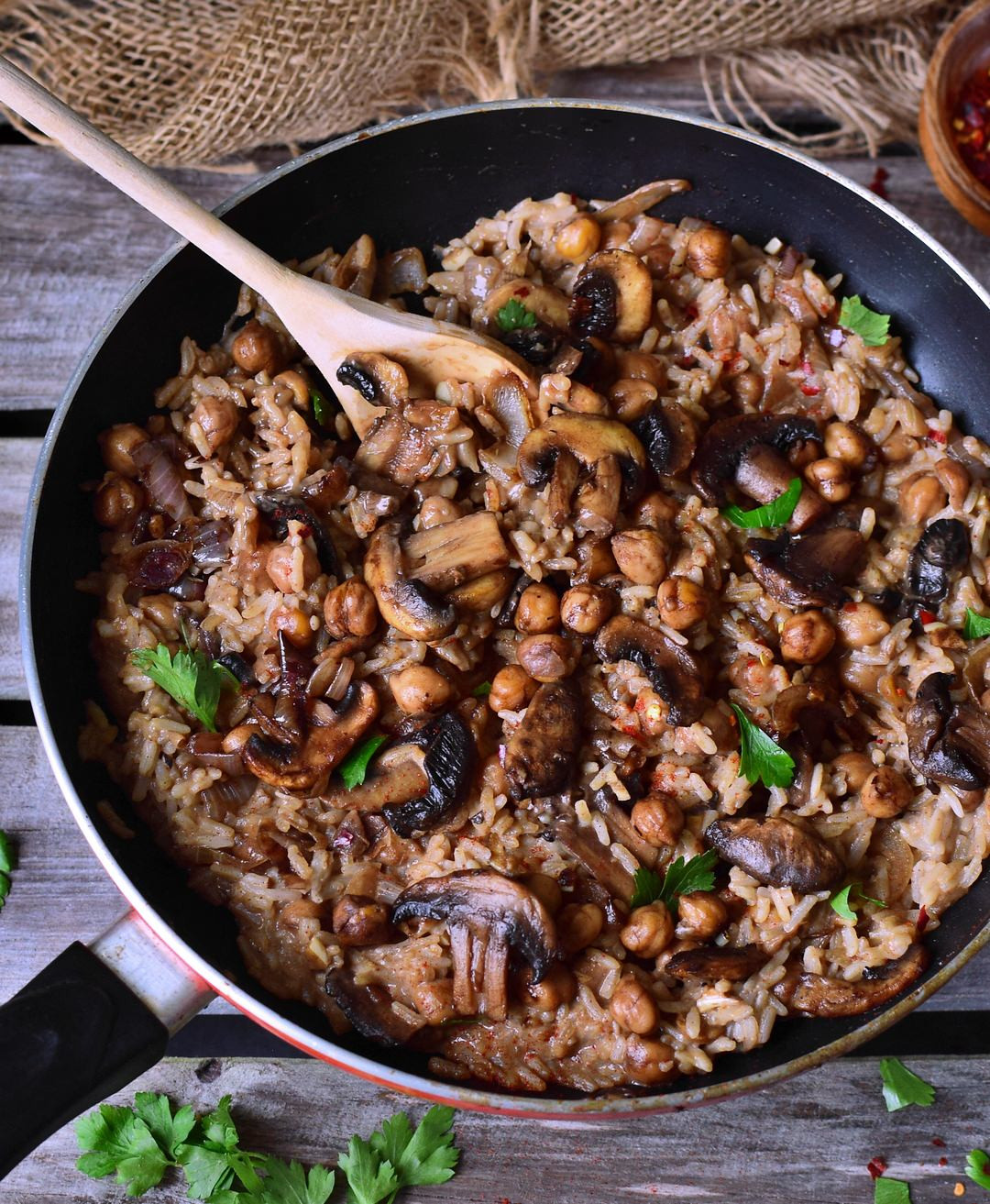 Vegan Risotto Recipe
 Vegan mushroom risotto