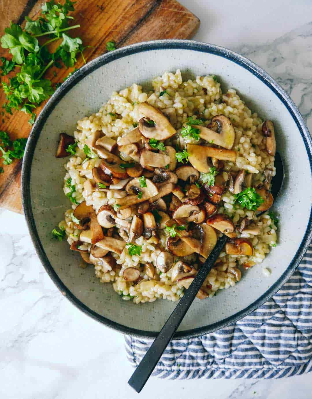 Vegan Risotto Recipe
 Vegan risotto with mushrooms – Creamy no parmesan recipe