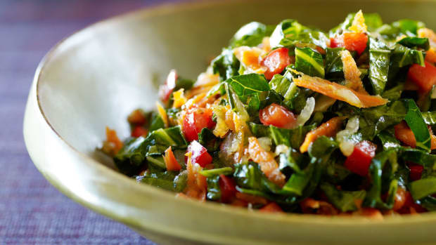 Vegetarian Collard Greens Recipe
 Garlicky Collard Greens Recipe Ve arian Times