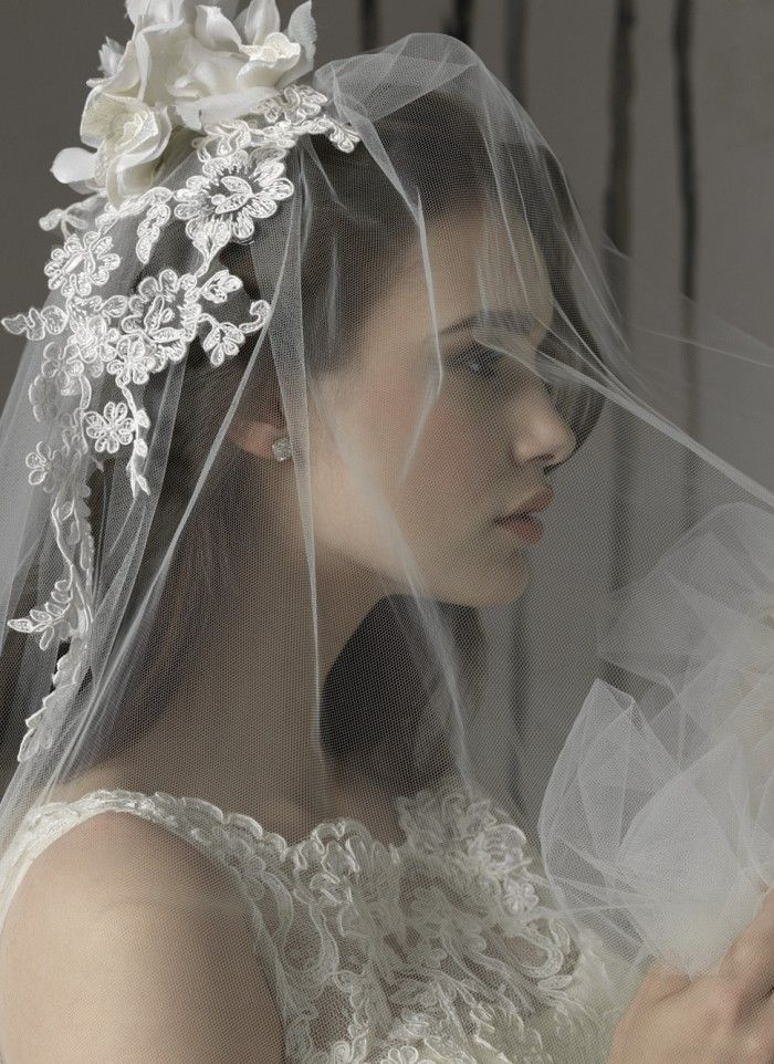 Veils For Wedding
 Hot Sale Wedding Veils e Layer Head Short Tulle Bridal