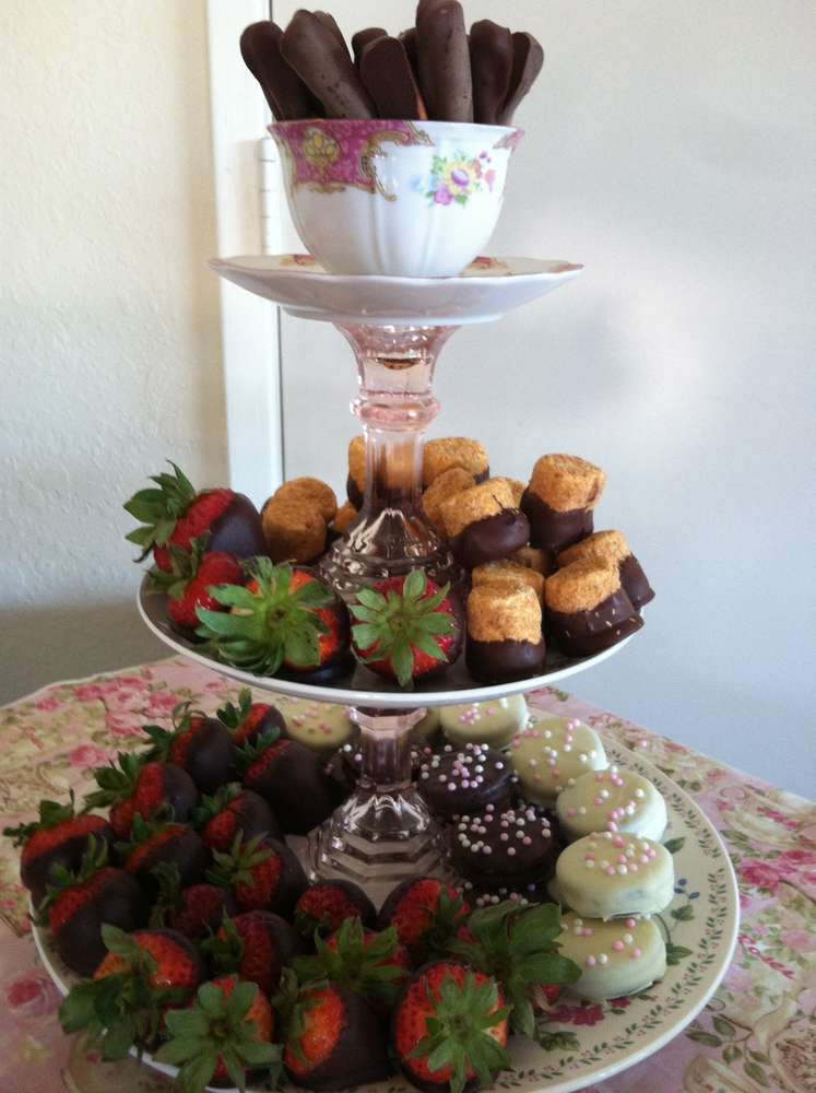 Vintage Tea Party Ideas
 Vintage Tea Party Tea Party Party Ideas