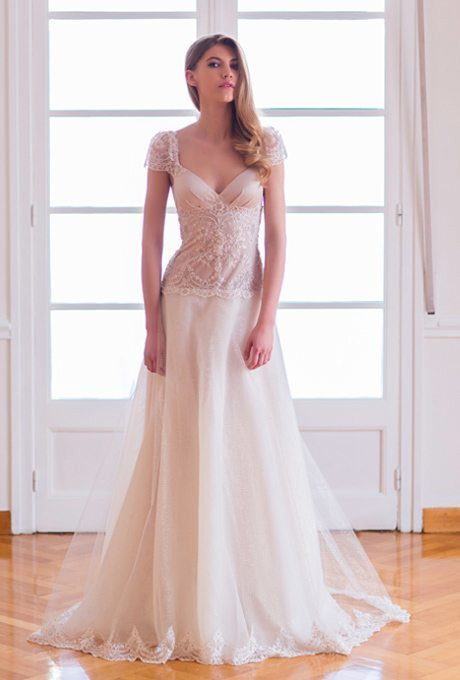 Vow Wedding Dress
 Easy Breezy Romantic Wedding Gowns for Your Vow Renewal