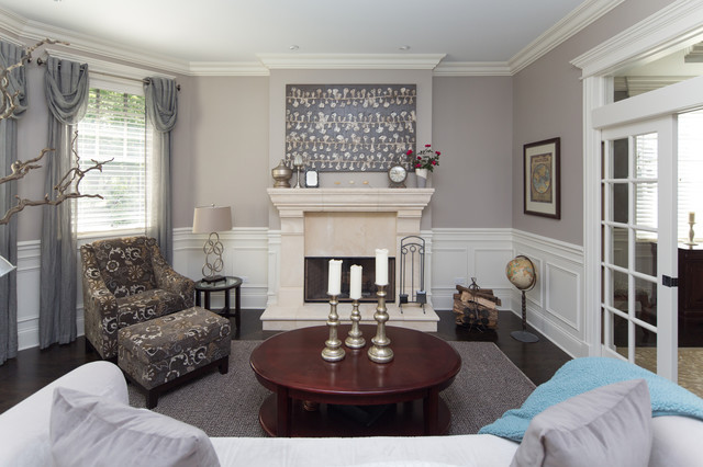 Wainscoting Ideas For Living Room
 Transitional Style Living Room with White Wainscoting
