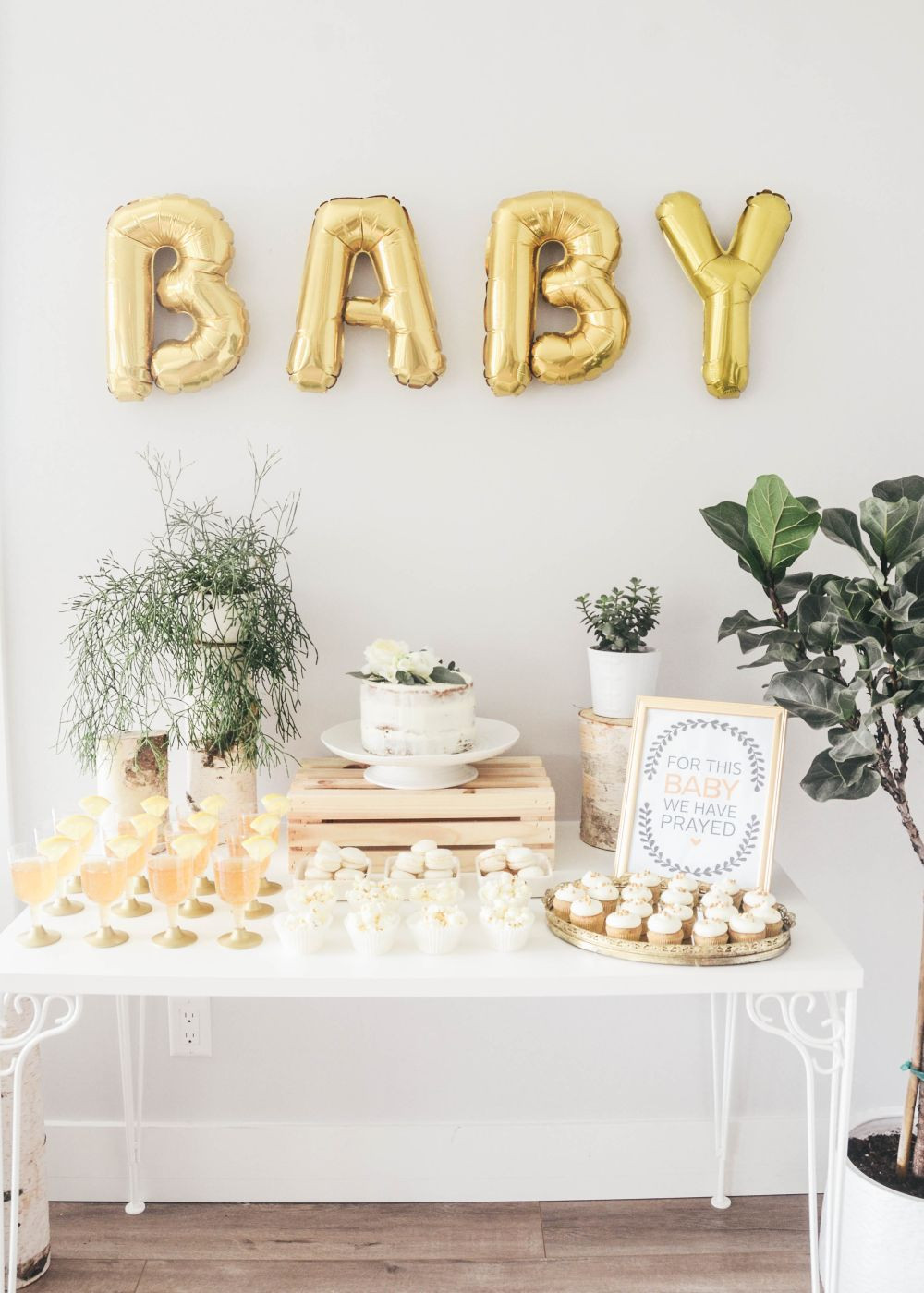 Wall Decor For Baby Shower
 15 Best Baby Shower Décor Ideas for a Memorable Celebration