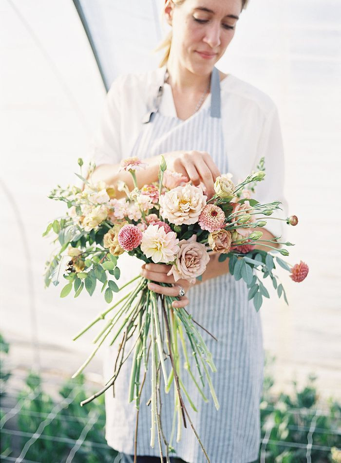 Wedding Bouquets DIY
 DIY Garden Inspired Wedding Bouquet