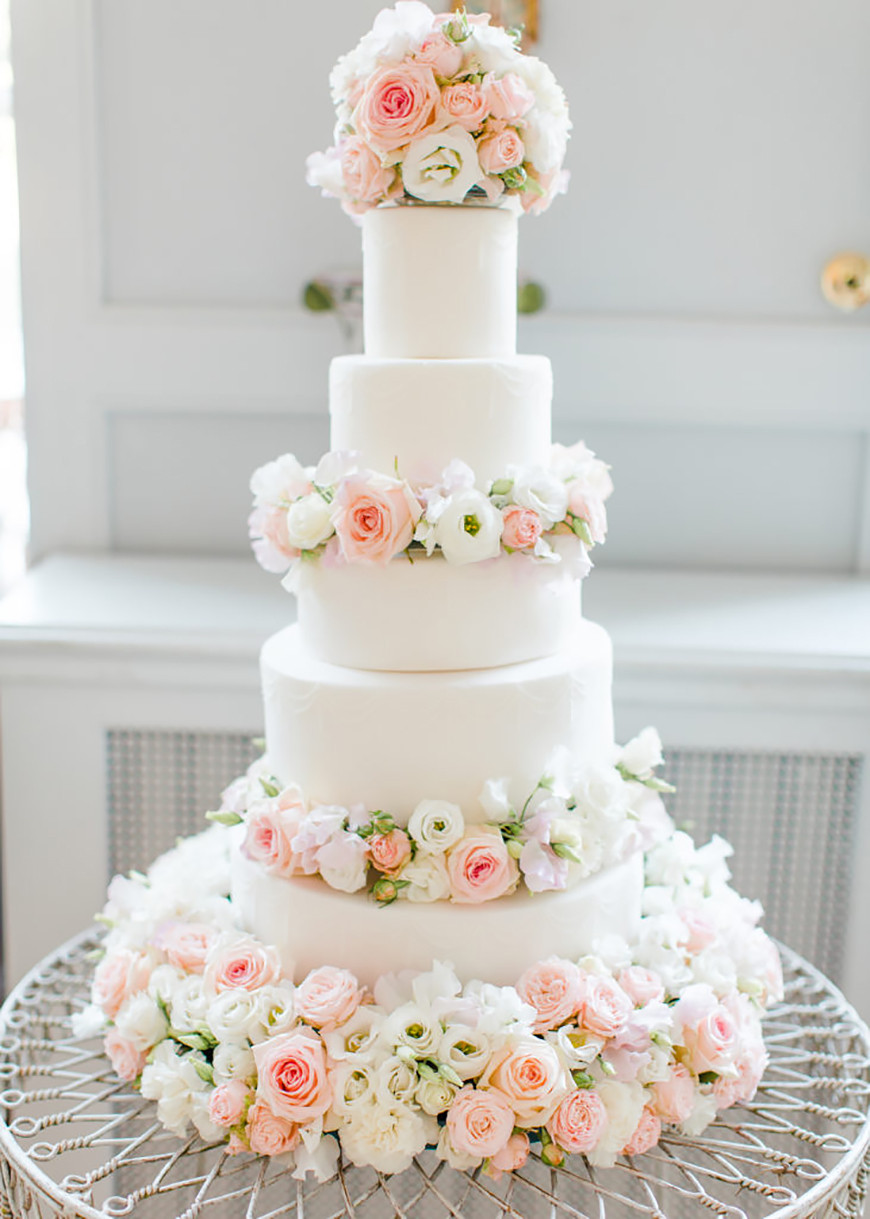 Wedding Cake Designs
 White Wedding Cakes Wedding Ideas By Colour