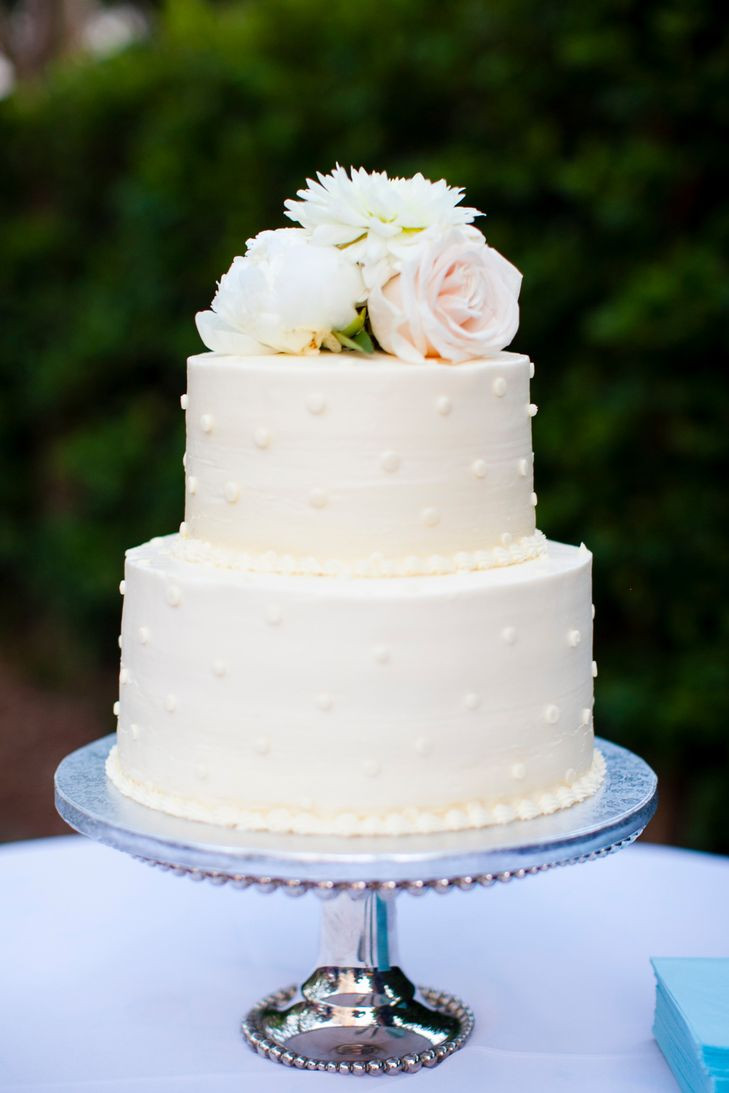 Wedding Cakes Simple
 32 Simple yet Elegant Wedding Cakes That Really Inspire