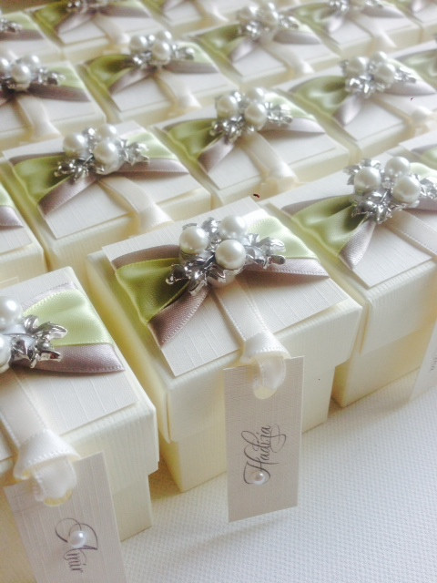 Wedding Favor Containers
 Little Box of Treats for your Guests – Luxury Wedding