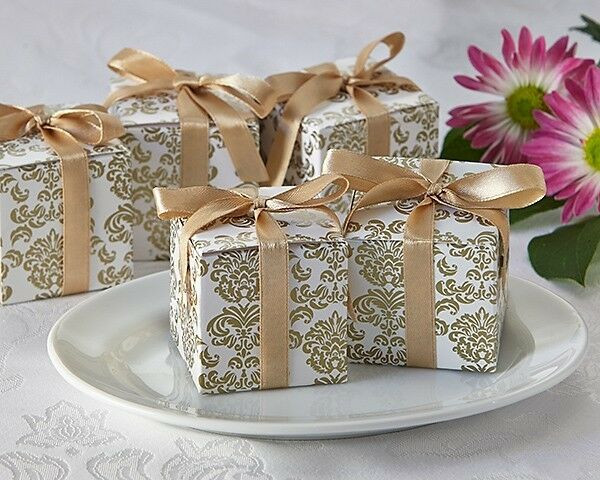 Wedding Favor Containers
 24 Classic Damask White and Gold Wedding Favor Boxes