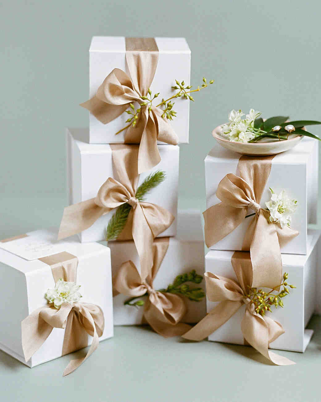 Wedding Favor Containers
 34 Festive Fall Wedding Favor Ideas