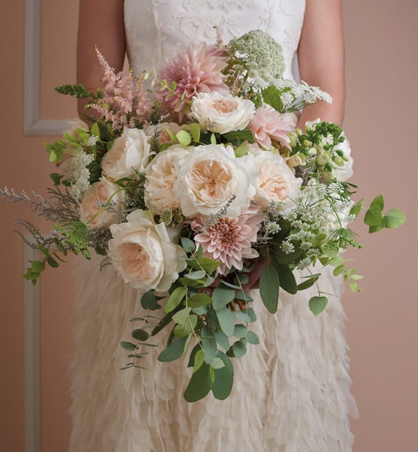 Wedding Flowers Austin
 12 Breath Taking Bridal Bouquets Featuring David Austin Roses