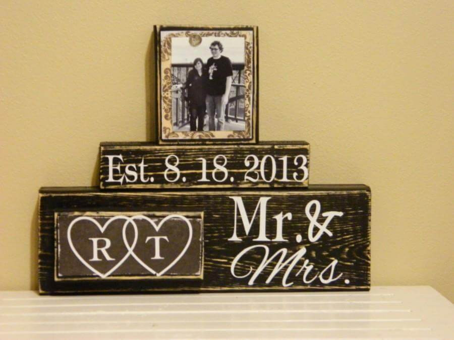 Wedding Gift Ideas For Middle Aged Couple
 Personalized Wedding Gifts ideas and Unique Wedding Gifts