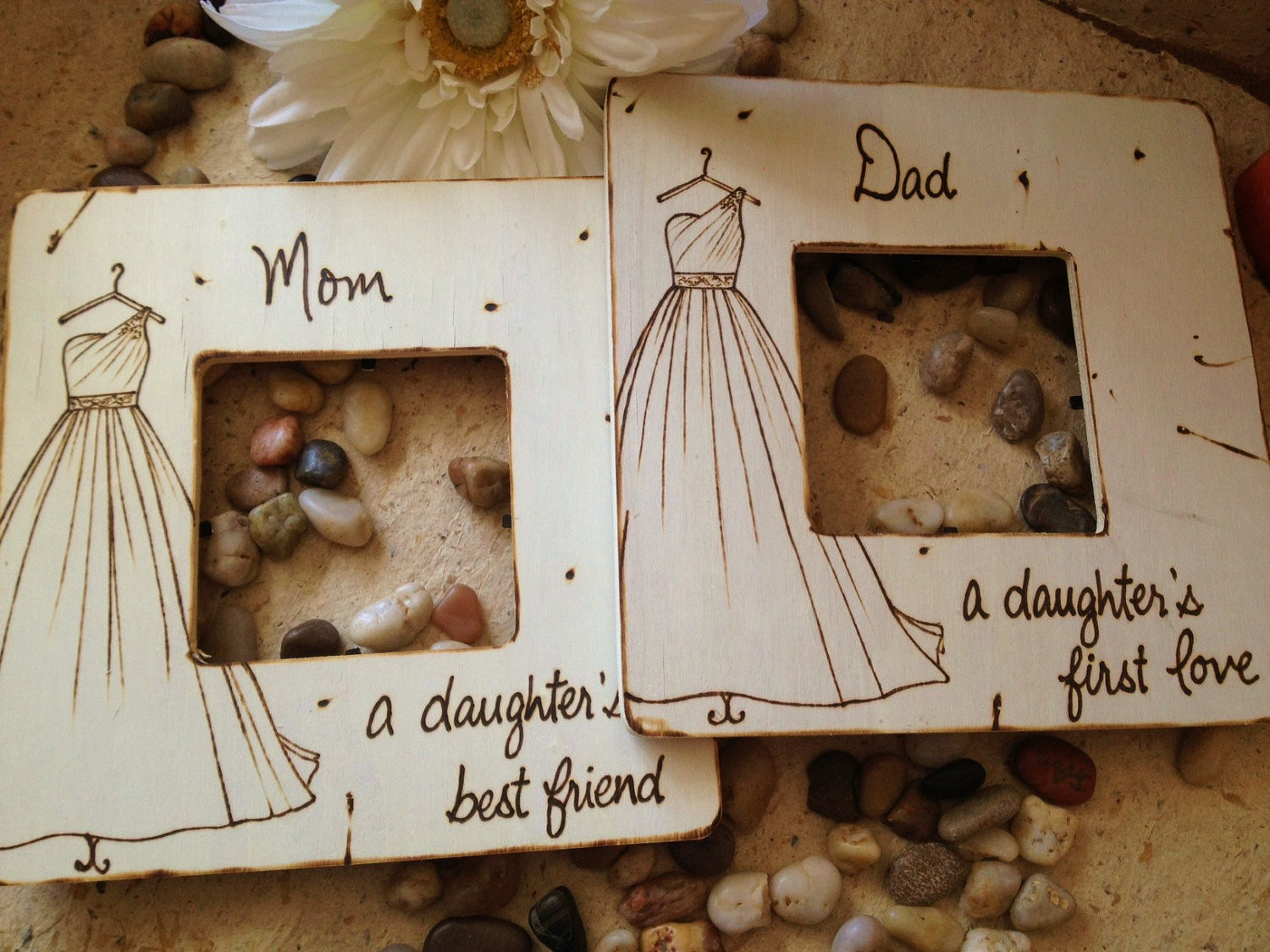 Wedding Gift To Parents
 Set of 2 Wedding Gifts for Parents of the Bride Mom And Dad