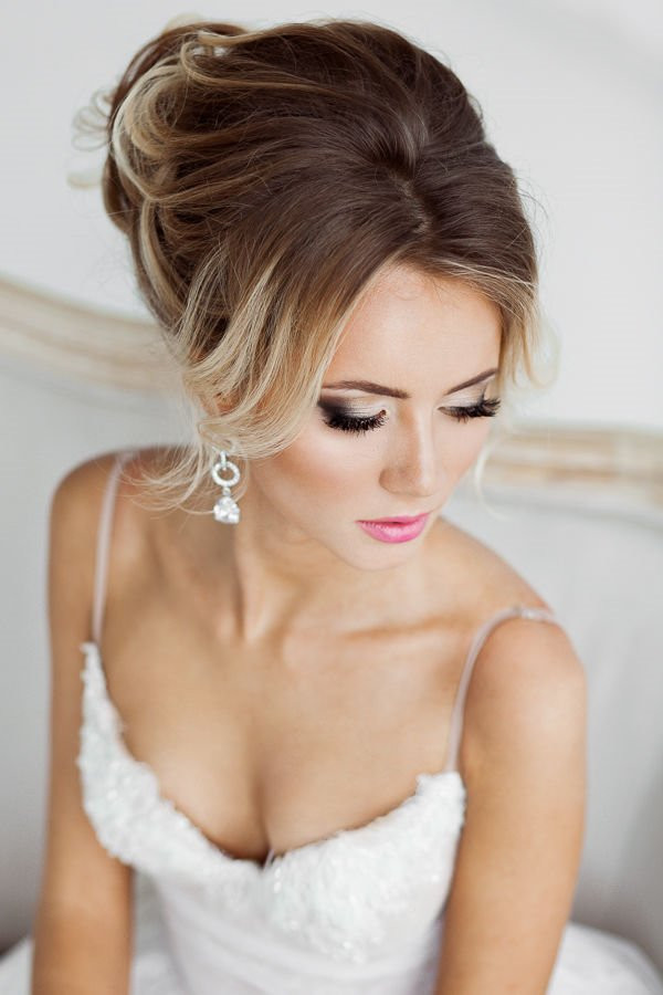 Wedding Hair And Makeup
 18 Wedding Hair and Wedding Makeup Ideas