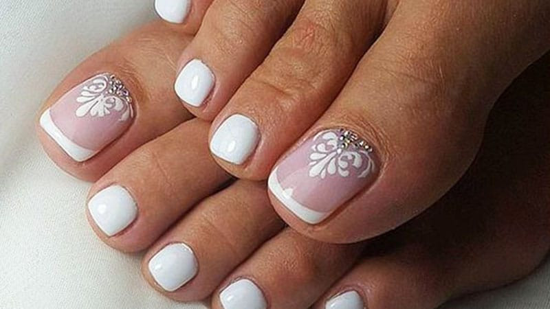 Wedding Nail Design
 20 Gorgeous Wedding Nail Designs for Brides The Trend