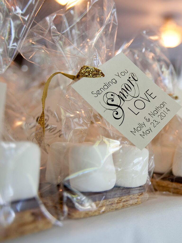 Wedding Party Favors Ideas
 17 Edible Wedding Favors Your Guests Will Love