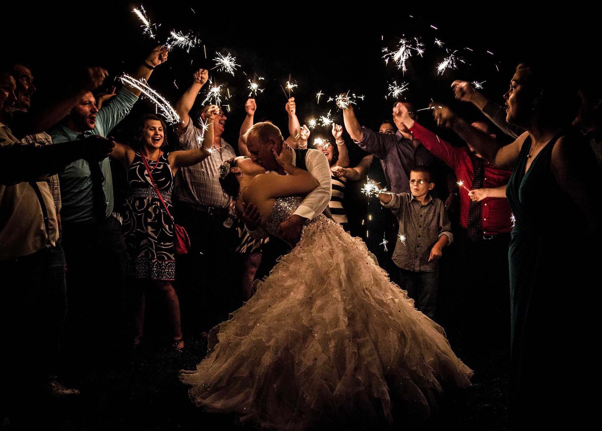 Wedding Sparklers Uk
 40 DIY Fall Wedding Ideas That Pay Homage To The Season