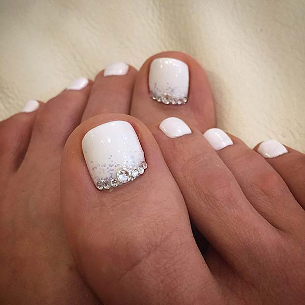 Wedding Toe Nails
 43 Pretty Wedding Nail Ideas for Brides to Be