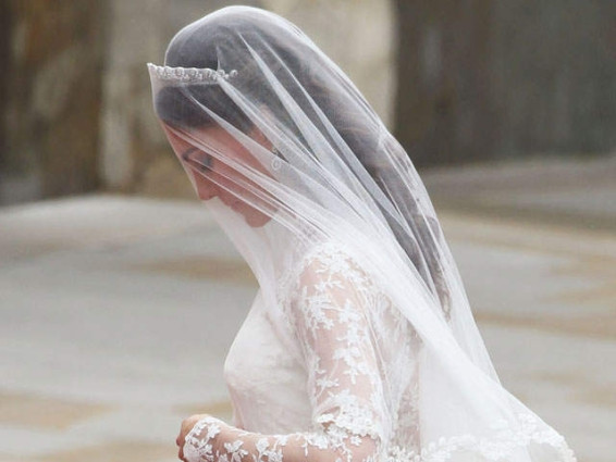 Wedding Veils Meaning
 CONNIKA THE MONER