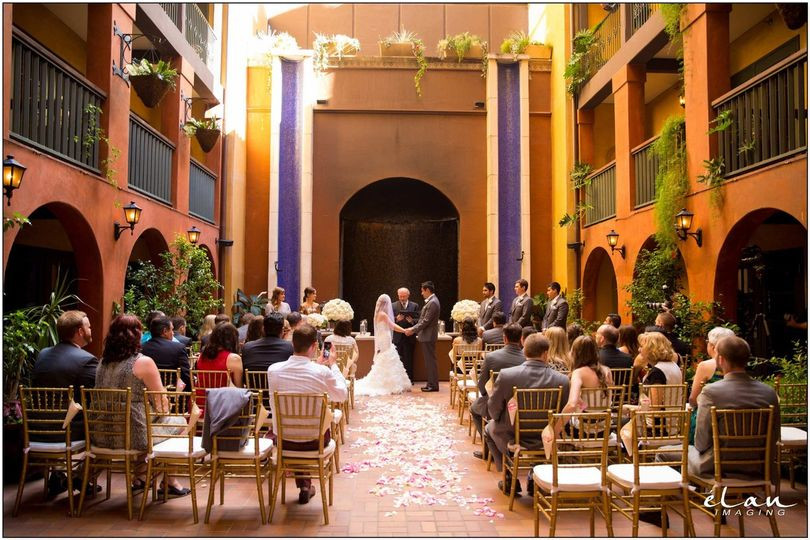 Wedding Venues San Antonio
 Hotel Valencia Riverwalk Wedding Ceremony & Reception