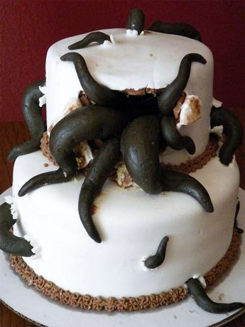 Weird Birthday Cakes
 18 Absolutely Bizarre Cake Designs Extremely weird stuff