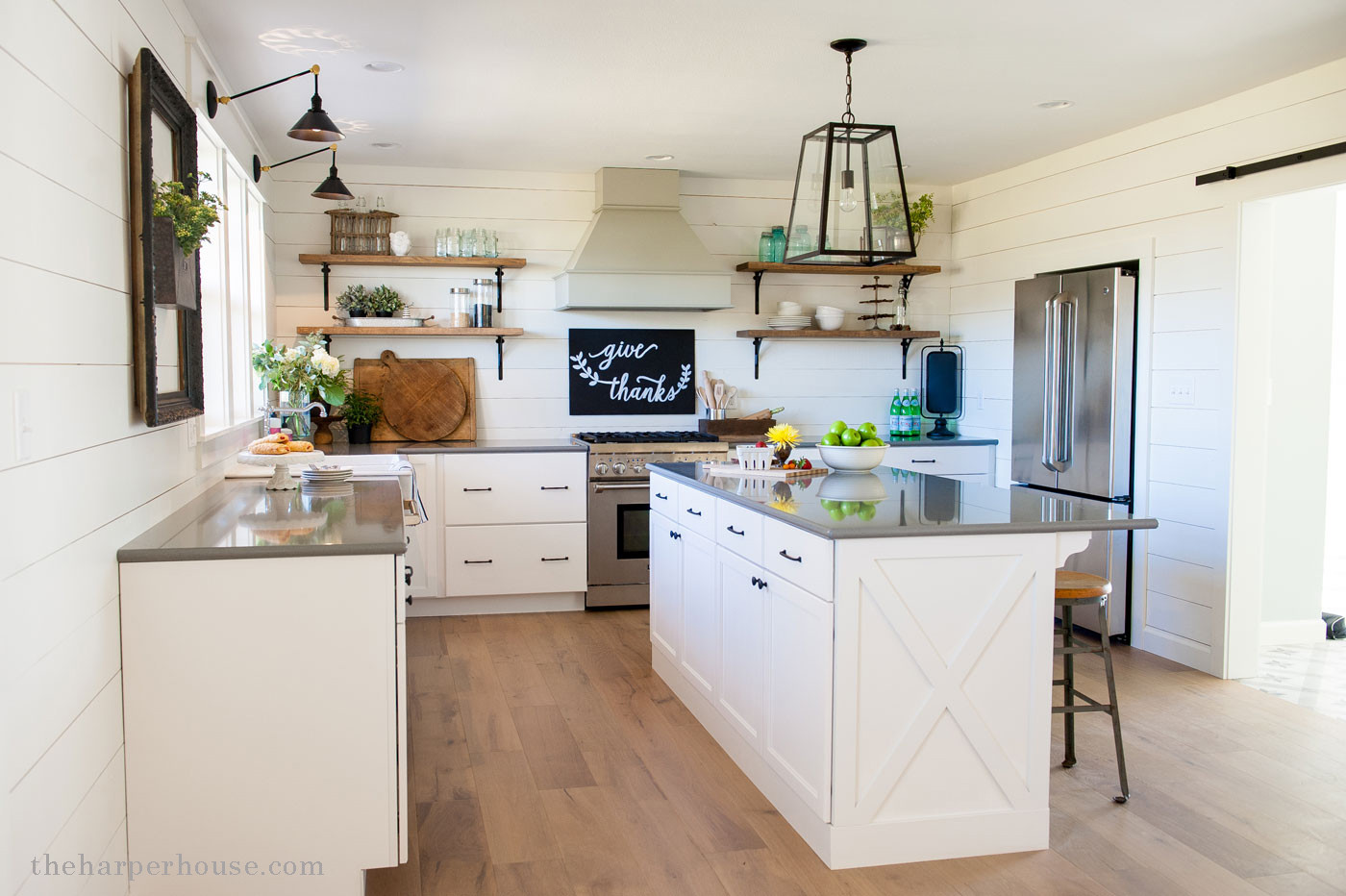 White Farmhouse Kitchen
 our farmhouse kitchen reveal