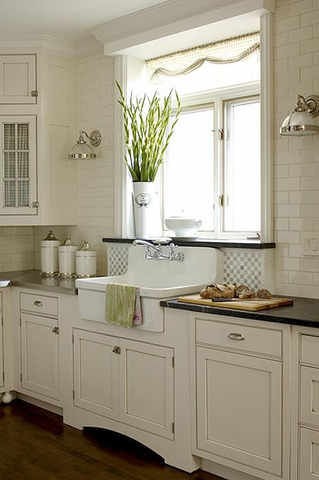 White Farmhouse Kitchen
 Shelly s Vintage Blog i m dreaming of a white kitchen