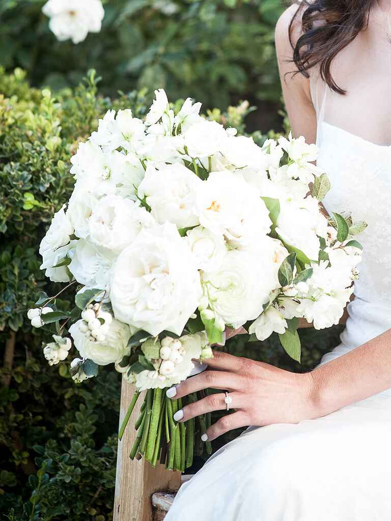 White Flowers For Weddings
 20 Romantic White Wedding Bouquet Ideas