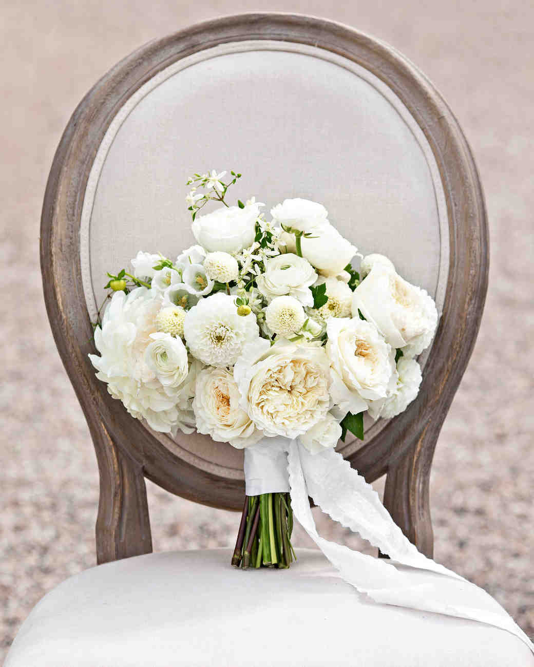 White Flowers For Weddings
 40 White Wedding Bouquets