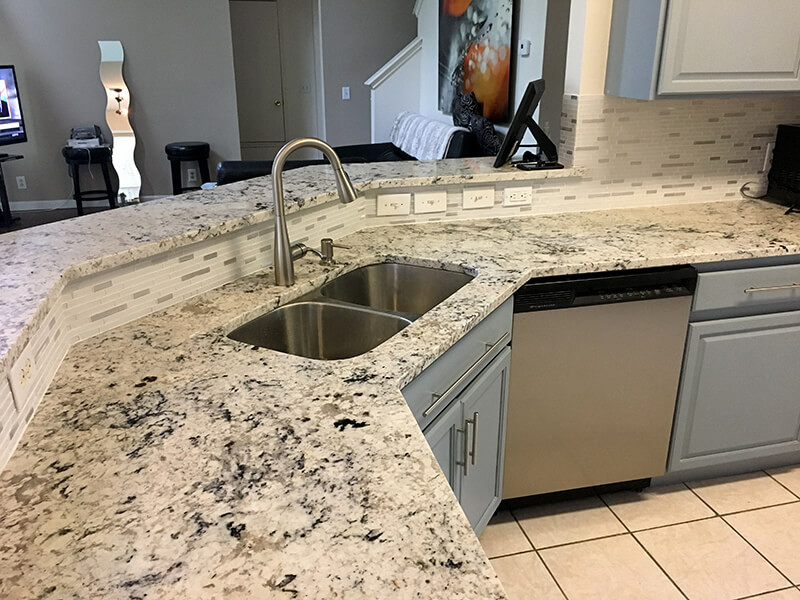 White Ice Granite Kitchen
 ⛰️Granite & Quartz Countertops in Austin TX