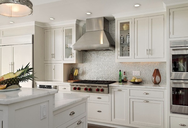 White Kitchen Cabinets Backsplash Ideas
 Beautiful and Refreshing Kitchen Backsplash for White