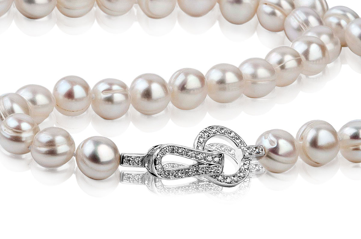 White Pearl Necklace
 White Freshwater Queen Pearl Necklace 10 50 11 50 mm