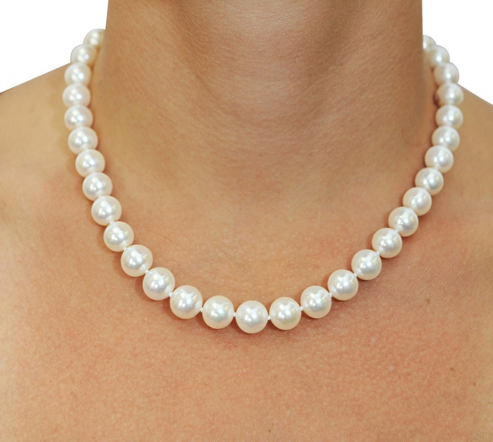 White Pearl Necklace
 14K Gold 10 11mm White Freshwater Cultured Pearl Necklace