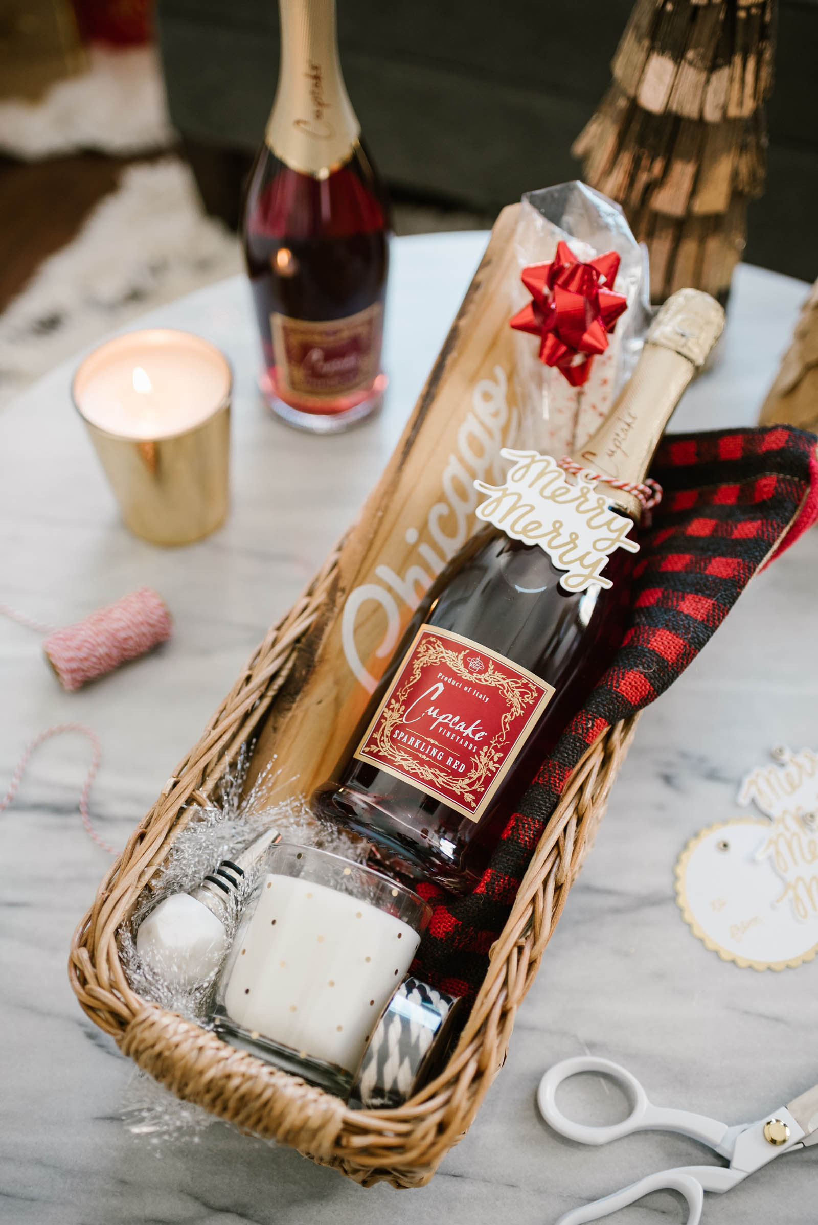 Wine Gift Basket Ideas
 Last Minute Holiday Idea Easy Homemade Gift Baskets