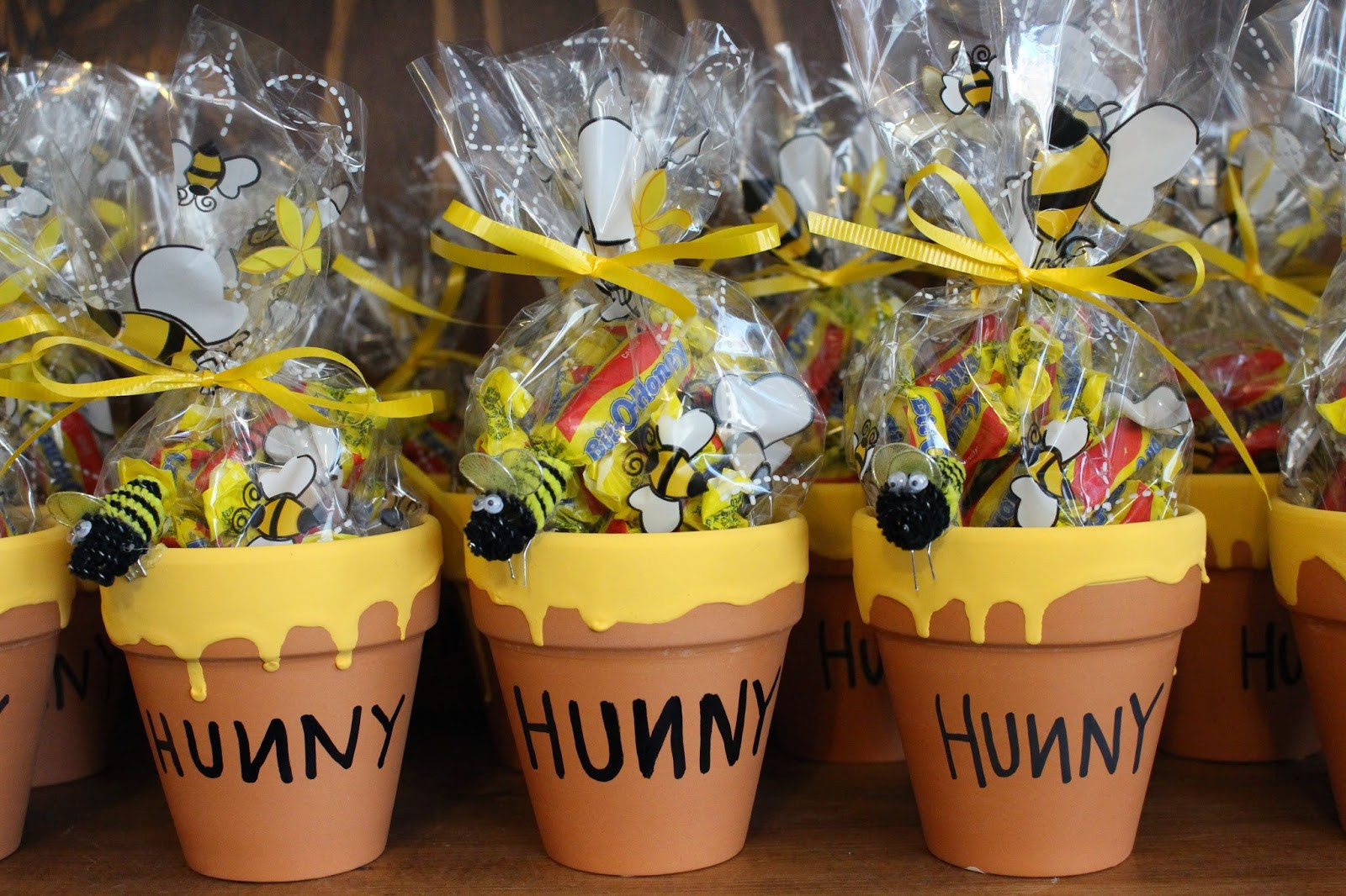 Winnie The Pooh Birthday Decorations
 Winnie the Pooh First Birthday Party Favour Ideas Kid