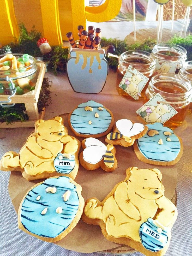 Winnie The Pooh Birthday Decorations
 10 best CLASSIC WINNIE THE POOH PARTY images on Pinterest