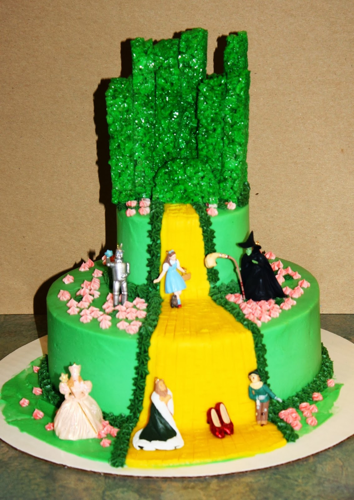 Wizard Of Oz Birthday Cake
 Party Cakes Wizard of Oz Cake