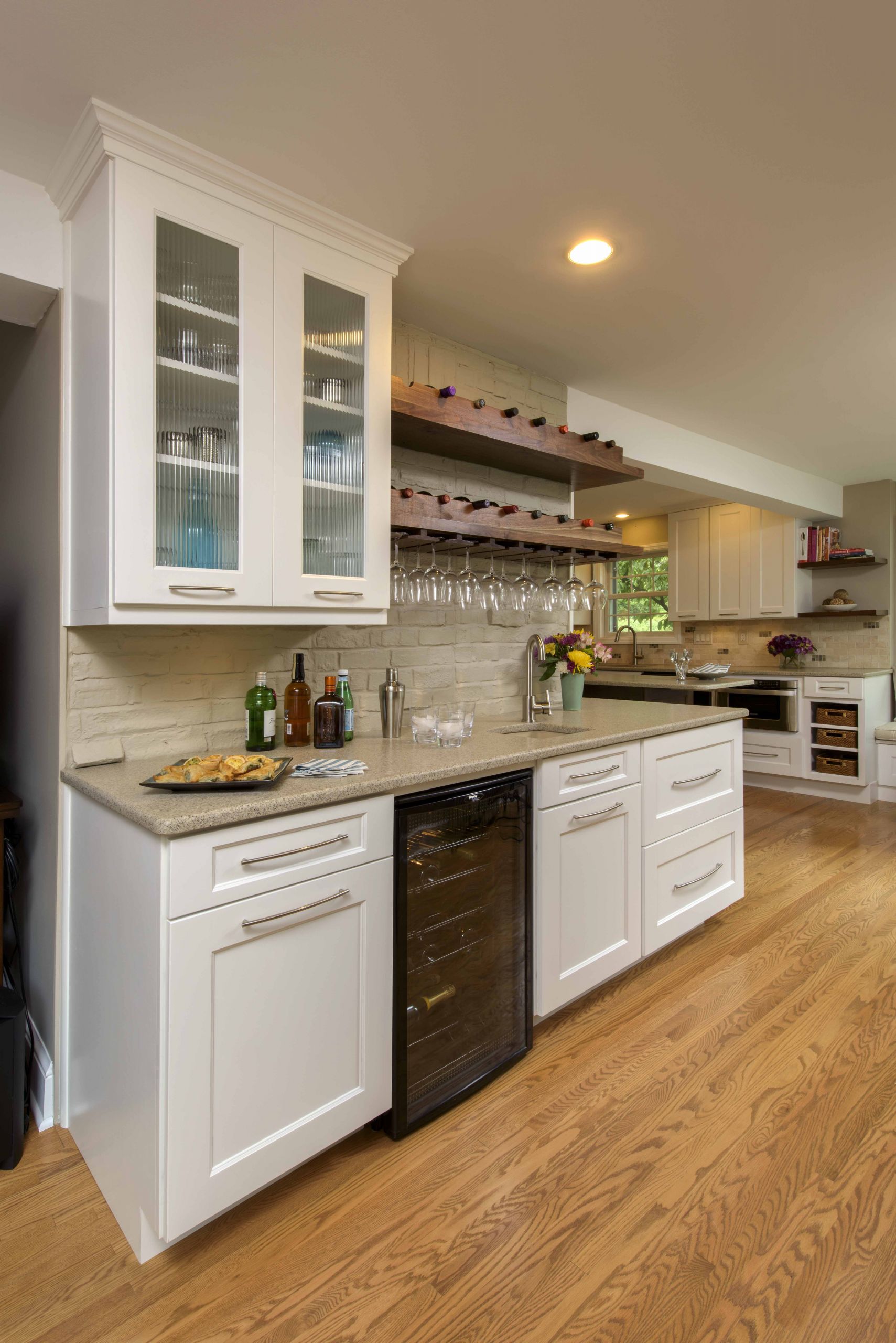 Wolf Kitchen Cabinets
 5 Ways to Personalize Your Kitchen Cabinets