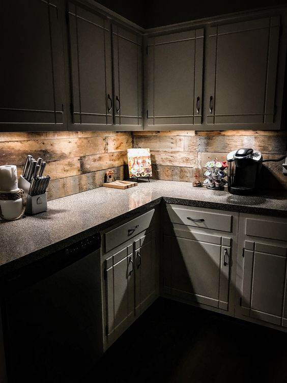 Wood Kitchen Backsplash
 24 Wooden Kitchen Backsplashes For A Wow Effect DigsDigs