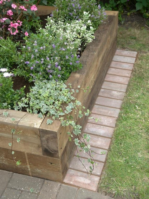 Wood Landscape Edging
 17 Fascinating Wooden Garden Edging Ideas You Must See