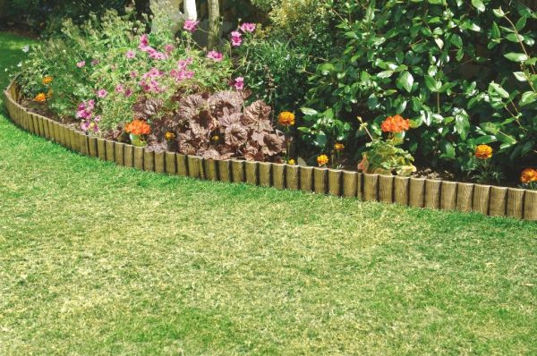 Wood Landscape Edging
 Wood Effect Border Edging Set of 8 £17 99