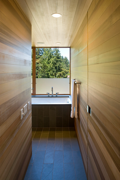 Wood Look Bathroom Tile
 Wood Look Porcelain Tile in Bathrooms