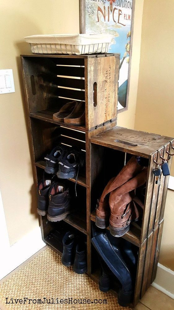 Wooden Shoe Rack DIY
 DIY Wooden Crate Shoe Rack