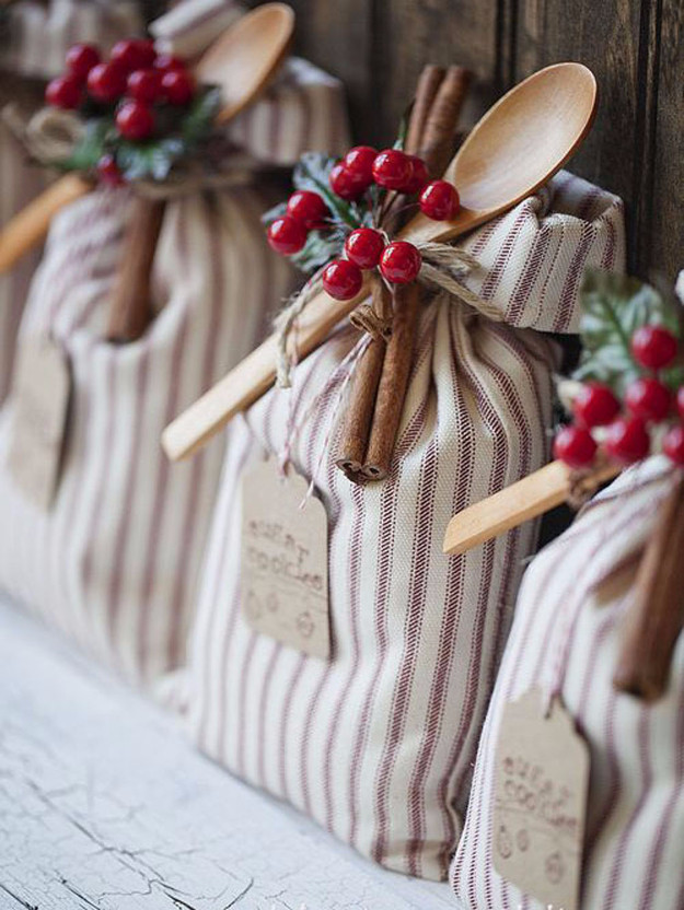 Work Holiday Gift Ideas
 35 DIY Gifts for The fice